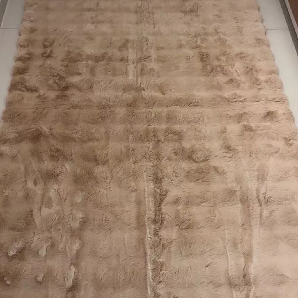 Tapete Toque Suave Fourrure de Lapin, https://louhir.com.br/