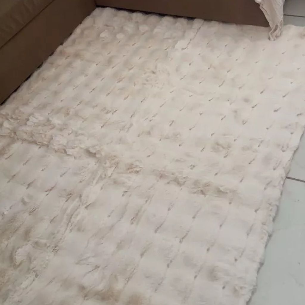 Tapete Toque Suave Fourrure de Lapin, https://louhir.com.br/