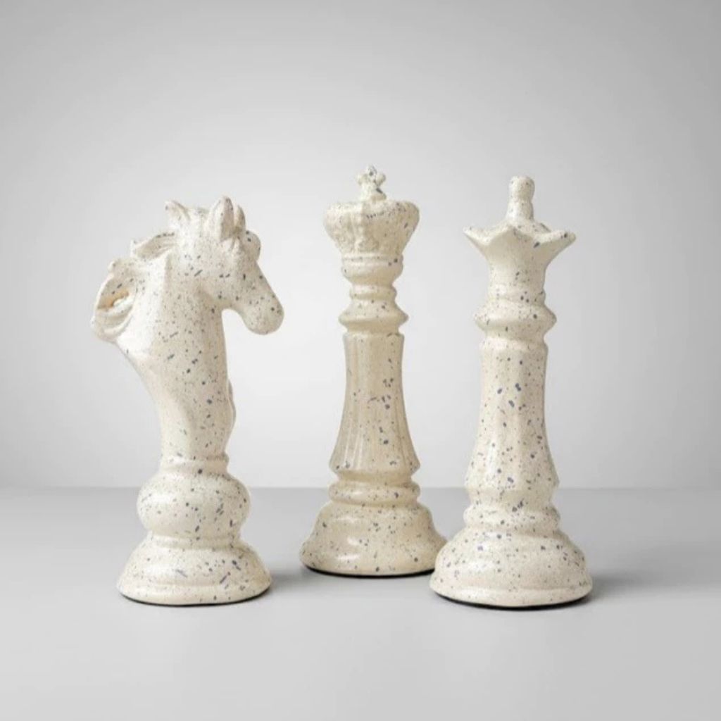 Esculturas Peças de Xadrez Roi Reine Cheval Louhir