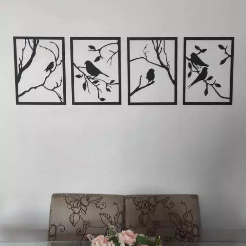 Kit 4 Quadros Decorativos de pássaros vazados em MDF preto fosco. Design minimalista e moderno para salas e quartos. Fácil instalação com fita 3M inclusa.