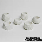 Kit 6 Vasos Raffiné em gesso com acabamento fosco e design contemporâneo. Conjunto versátil e elegante para suculentas, estantes e escritórios. Envio imediato.