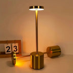 Luminária Luxe com tecnologia touch, 3 tons de luz e bateria 1200mAh. Design premium em metal, luz anti-azul e carregamento USB. Perfeita para mesas e criados.