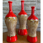 Trio Vasos Luxe em cerâmica com pintura artesanal a frio. Três tamanhos, uso decorativo, perfeito para aparadores, racks e mesas. Peças elegantes e únicas.